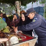 Atenție cum vă rugați la Patriarhie, ca să nu-i mâniați pe jandarmi Ce rost au jandarmii în manifestările religioase?